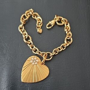 Brighton Collectibles Gold Heart Pendant Bracelet.
